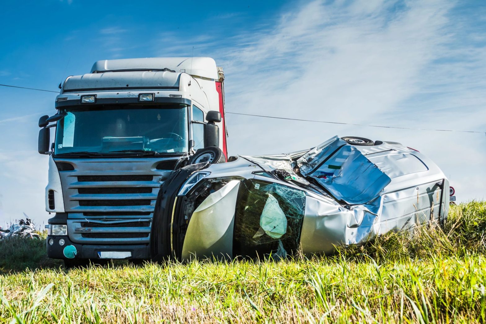 large truck rollover accidents