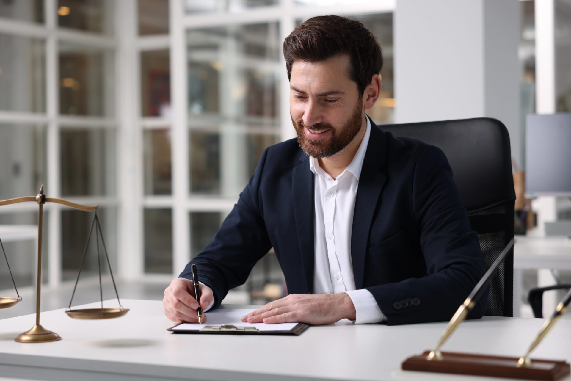 tips for choosing the right personal injury attorney
