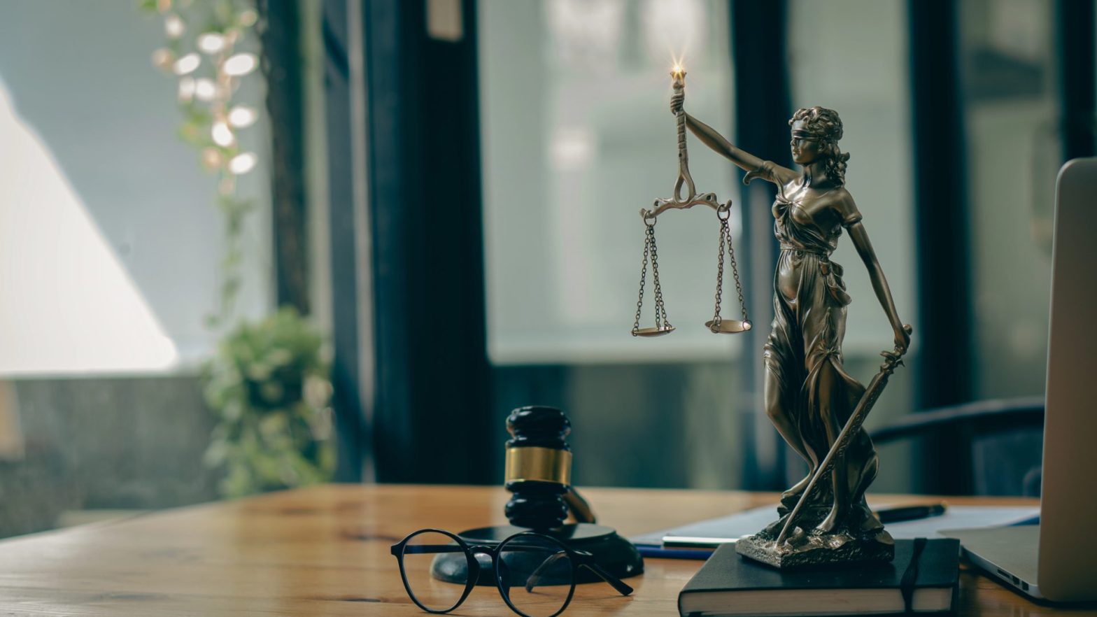 how to choose a personal injury attorney